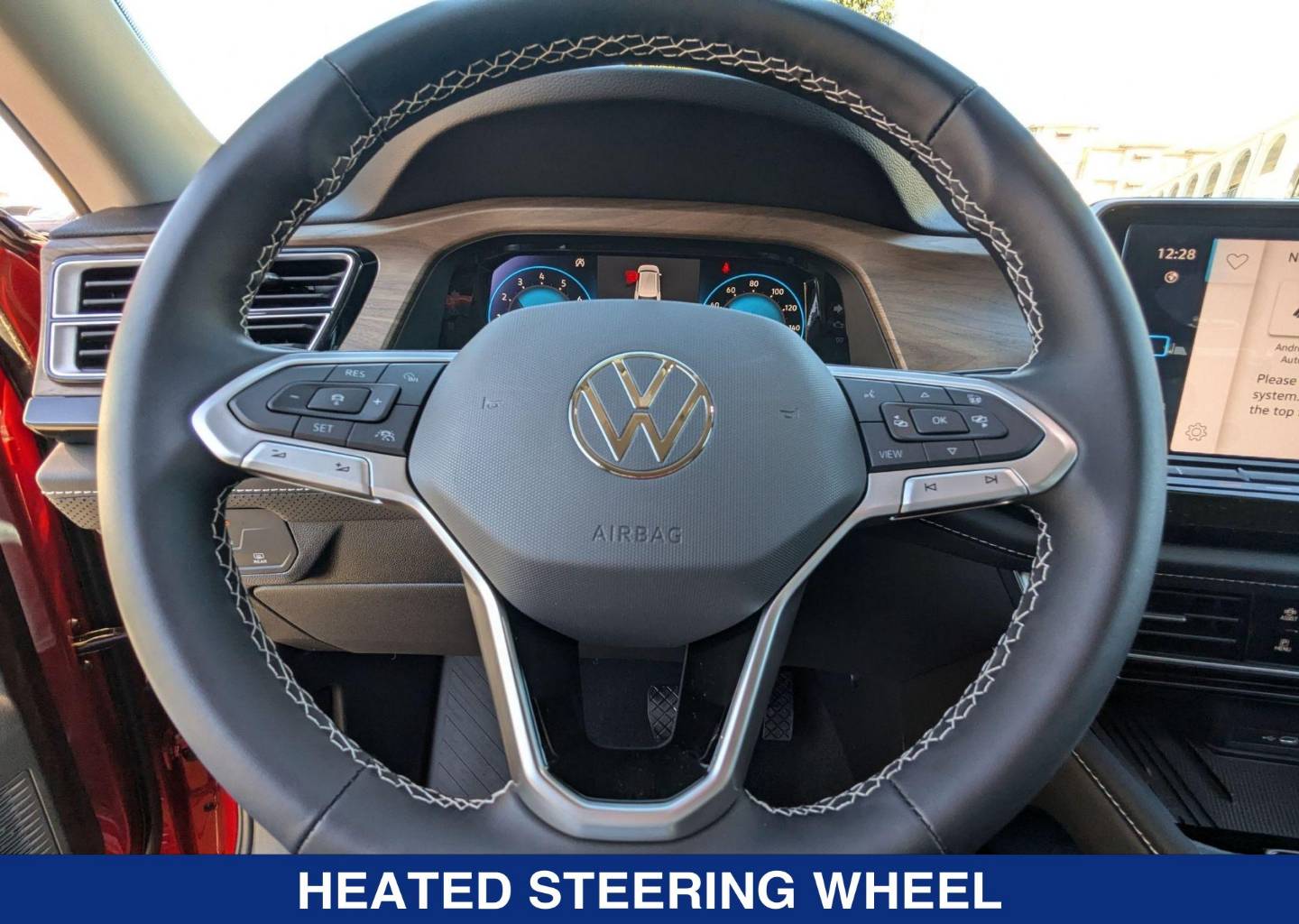 2025 Volkswagen Atlas SE w/Tech - Photo 12