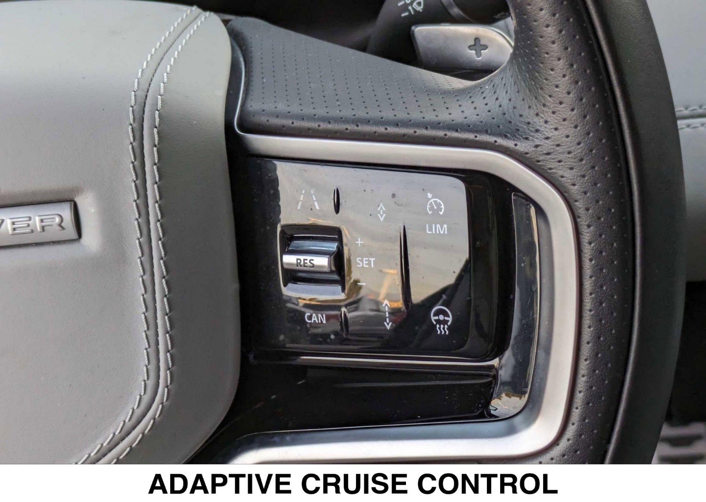 2023 Land Rover Range Rover Evoque SE - Photo 13