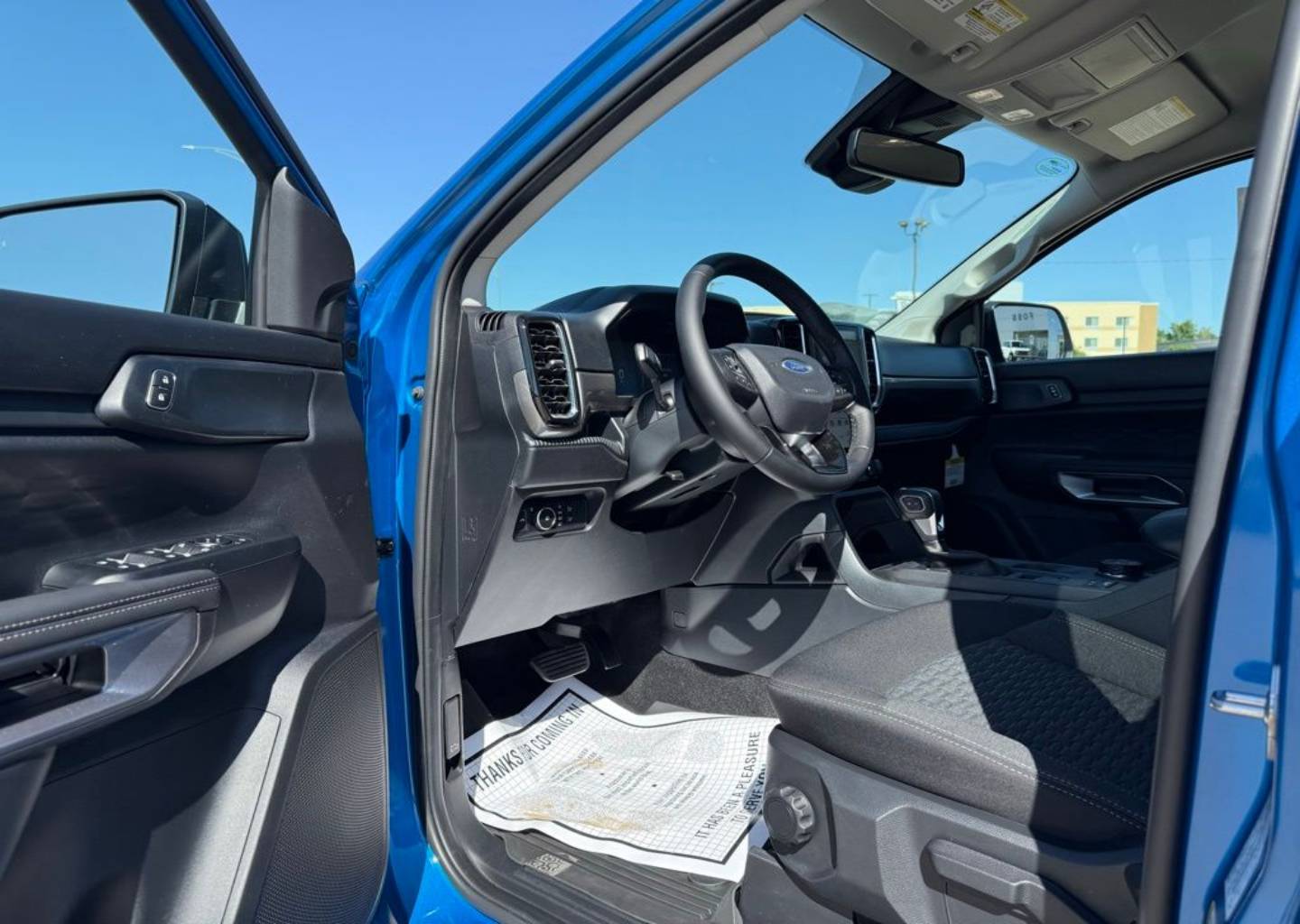 2025 Ford Ranger XLT - Photo 8