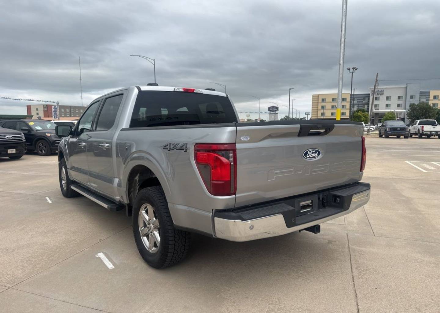 2024 Ford F-150 XLT - Photo 7