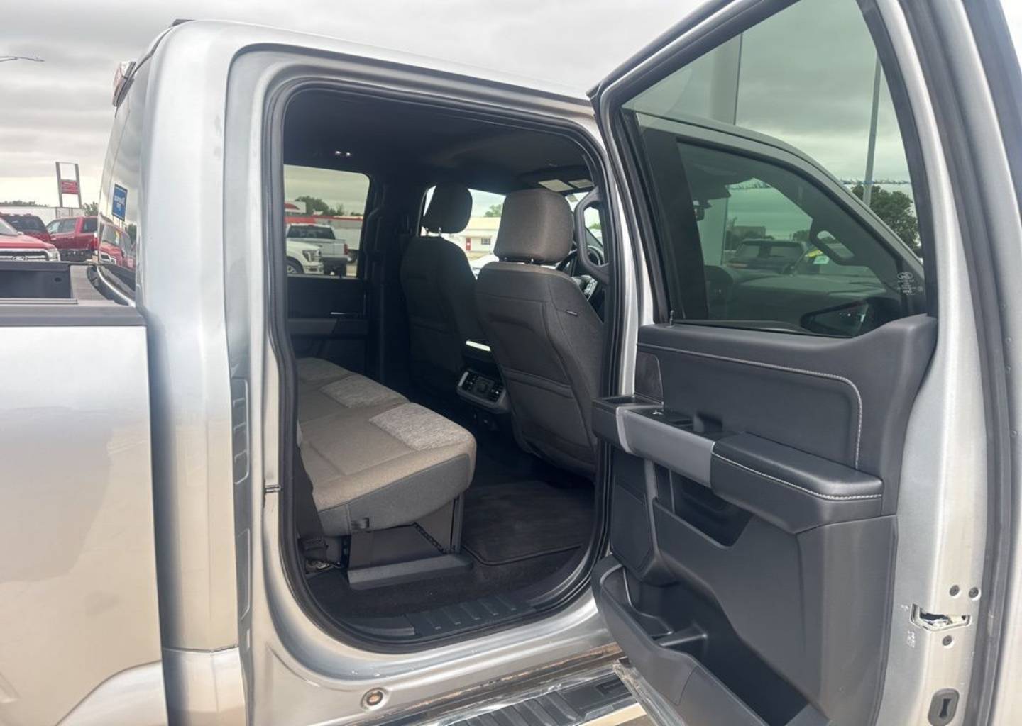 2024 Ford F-150 XLT - Photo 11