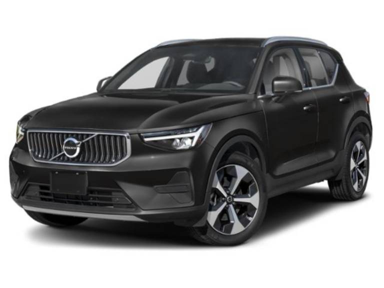 2024 Volvo XC40 Core Bright Theme