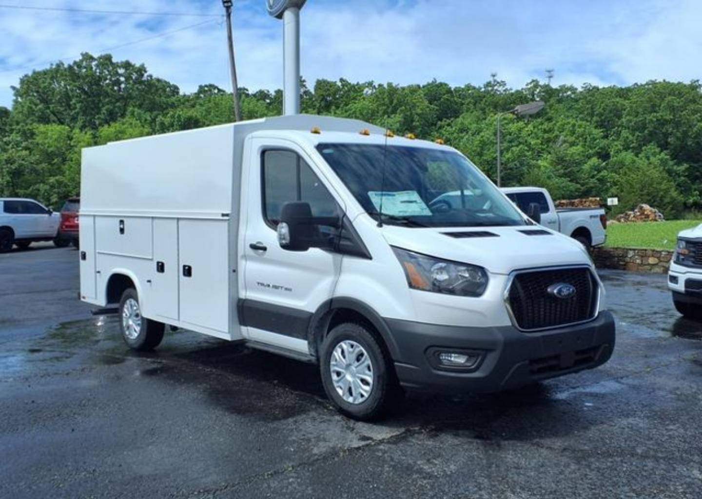2024 Ford Transit Cutaway
