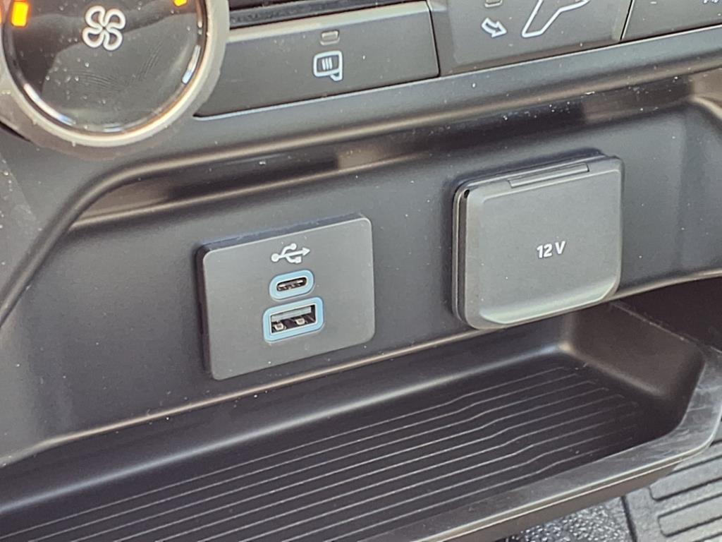2025 Ford F-250 Super Duty XL - Photo 14