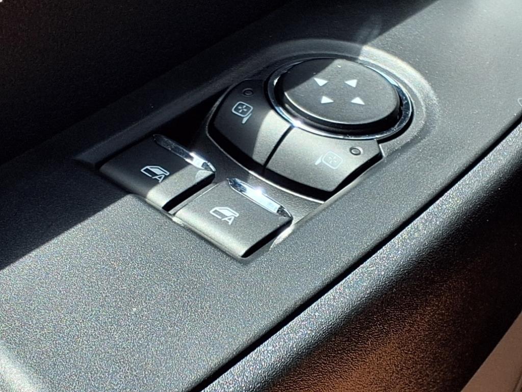 2025 Ford F-250 Super Duty XL - Photo 17