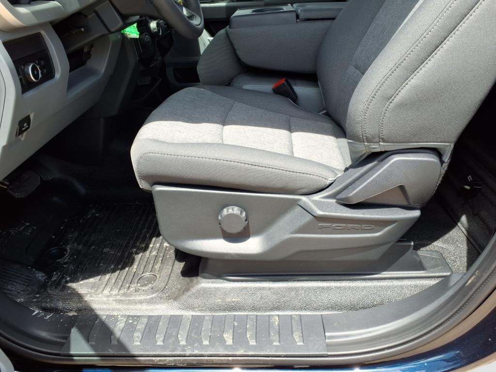 2025 Ford F-250 Super Duty XL - Photo 20