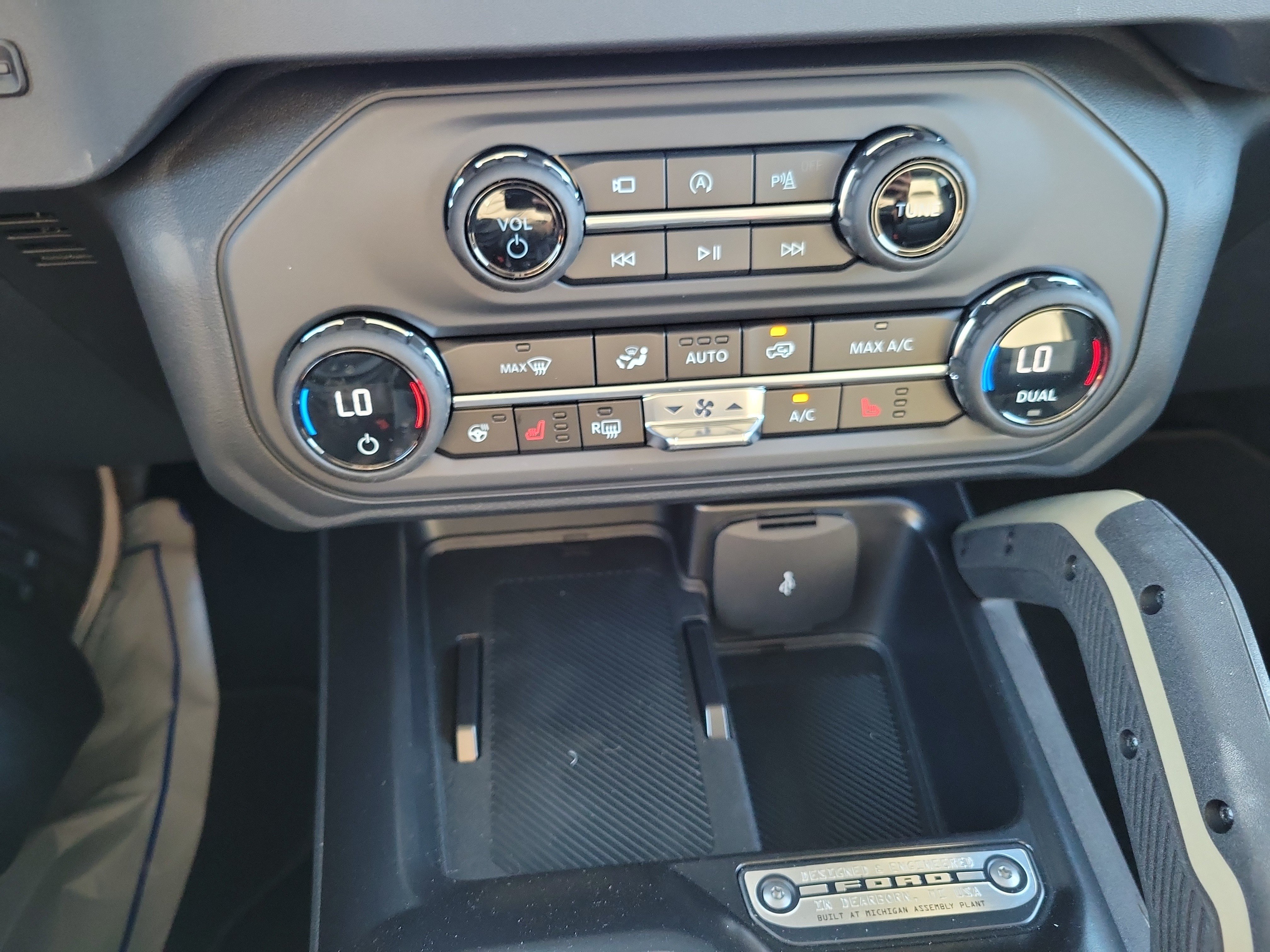 2025 Ford Bronco 4-Door Badlands - Photo 19