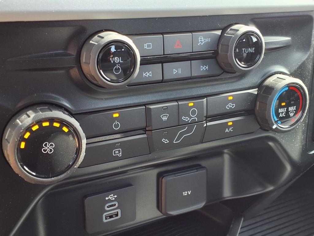 2025 Ford F-250 Super Duty XL - Photo 13