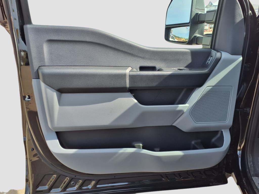 2025 Ford F-250 Super Duty XL - Photo 23
