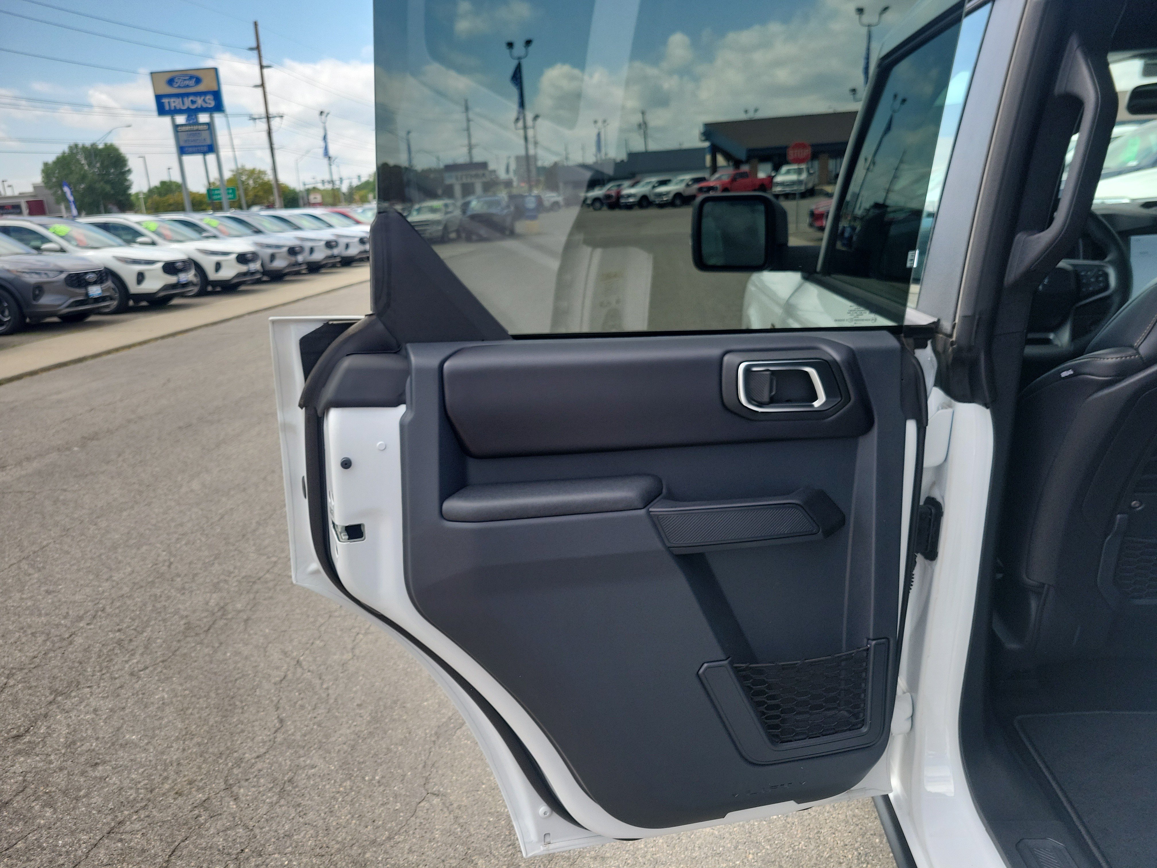 2025 Ford Bronco 4-Door Badlands - Photo 10