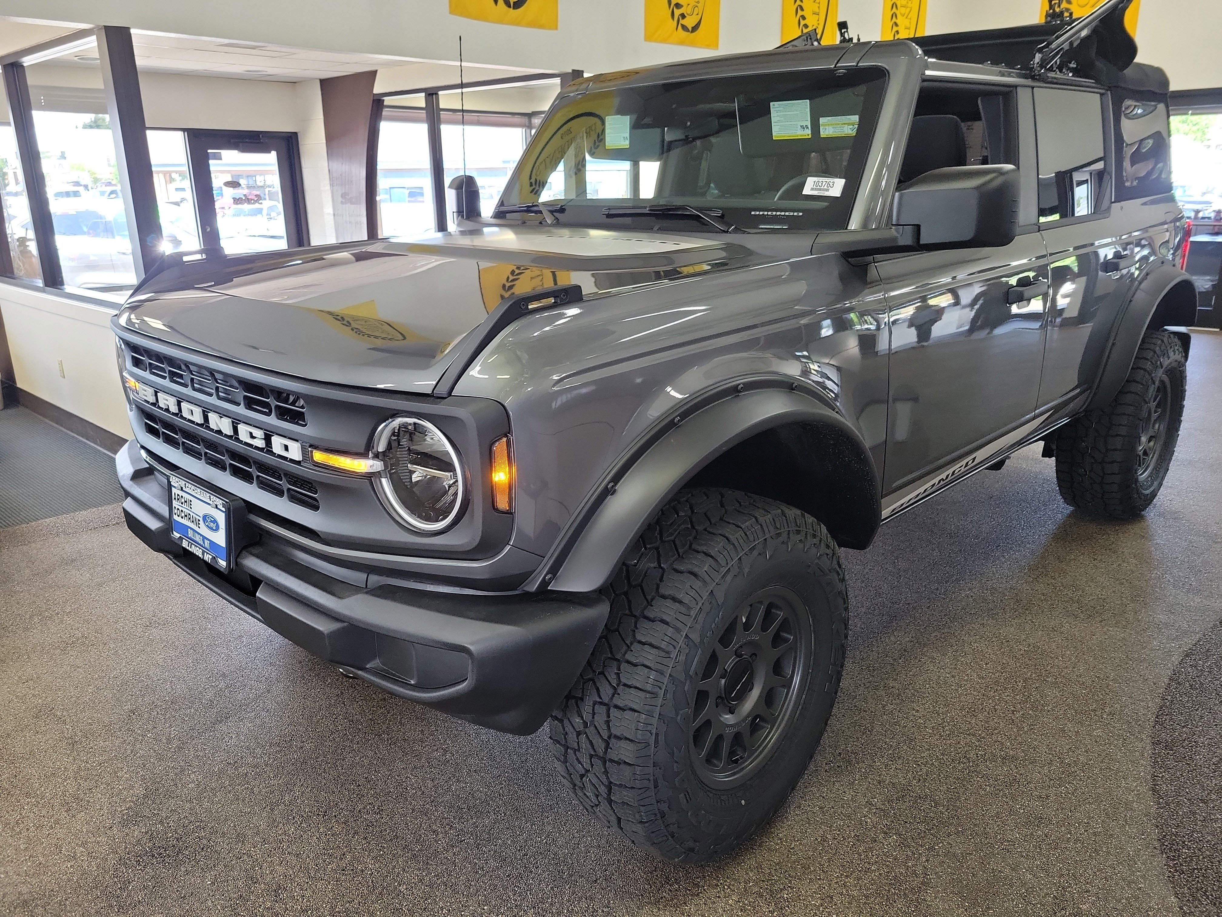 2025 Ford Bronco 4-Door Base - Photo 11