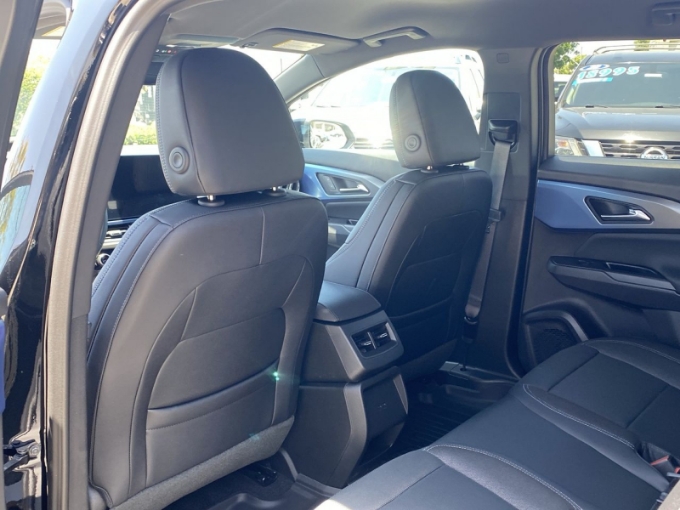 2025 Chevrolet Equinox EV 1LT - Photo 20