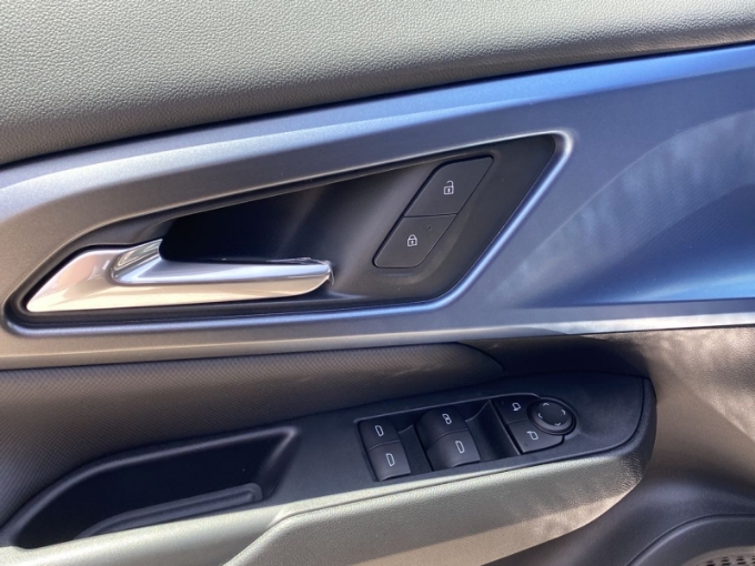 2025 Chevrolet Equinox EV 1LT - Photo 22