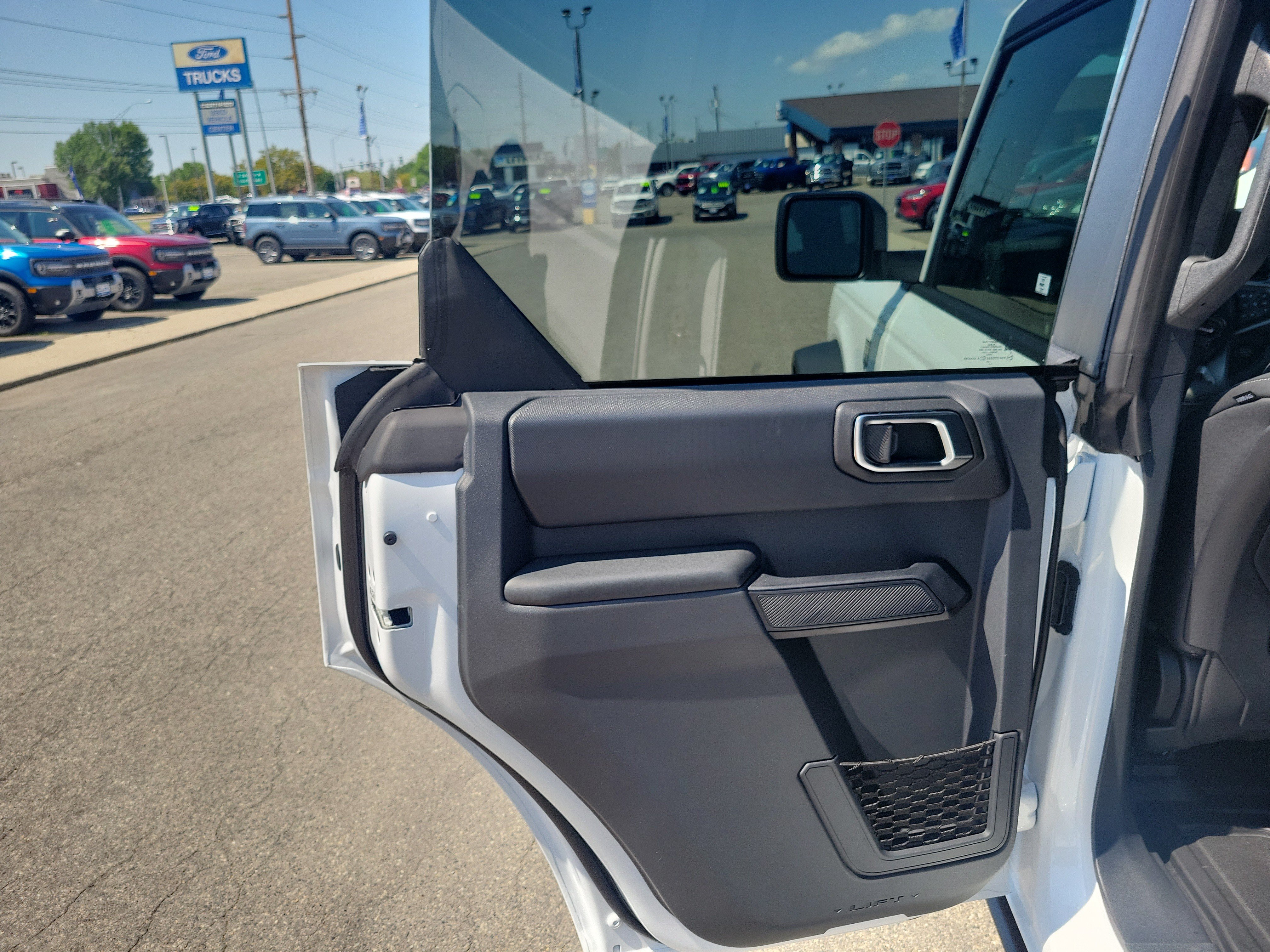 2025 Ford Bronco 4-Door Big Bend - Photo 10