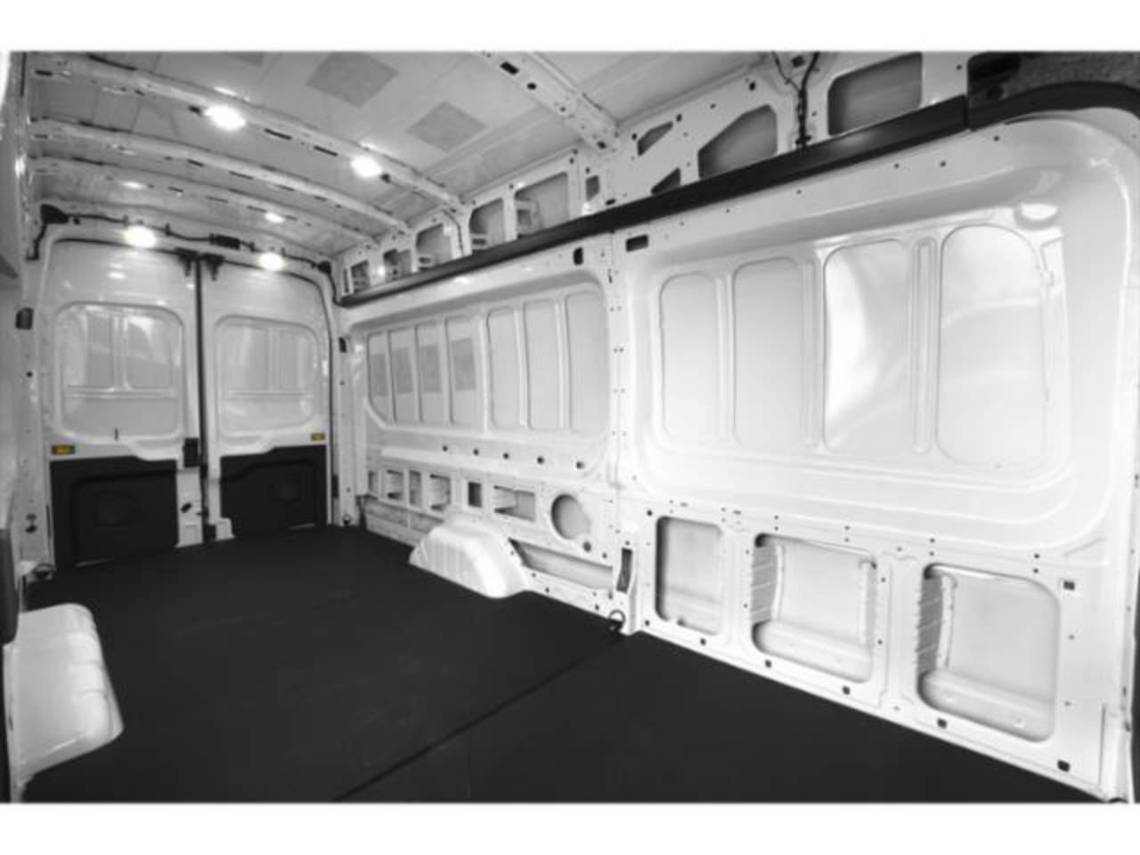 2026 Ford Transit Van Base - Photo 12