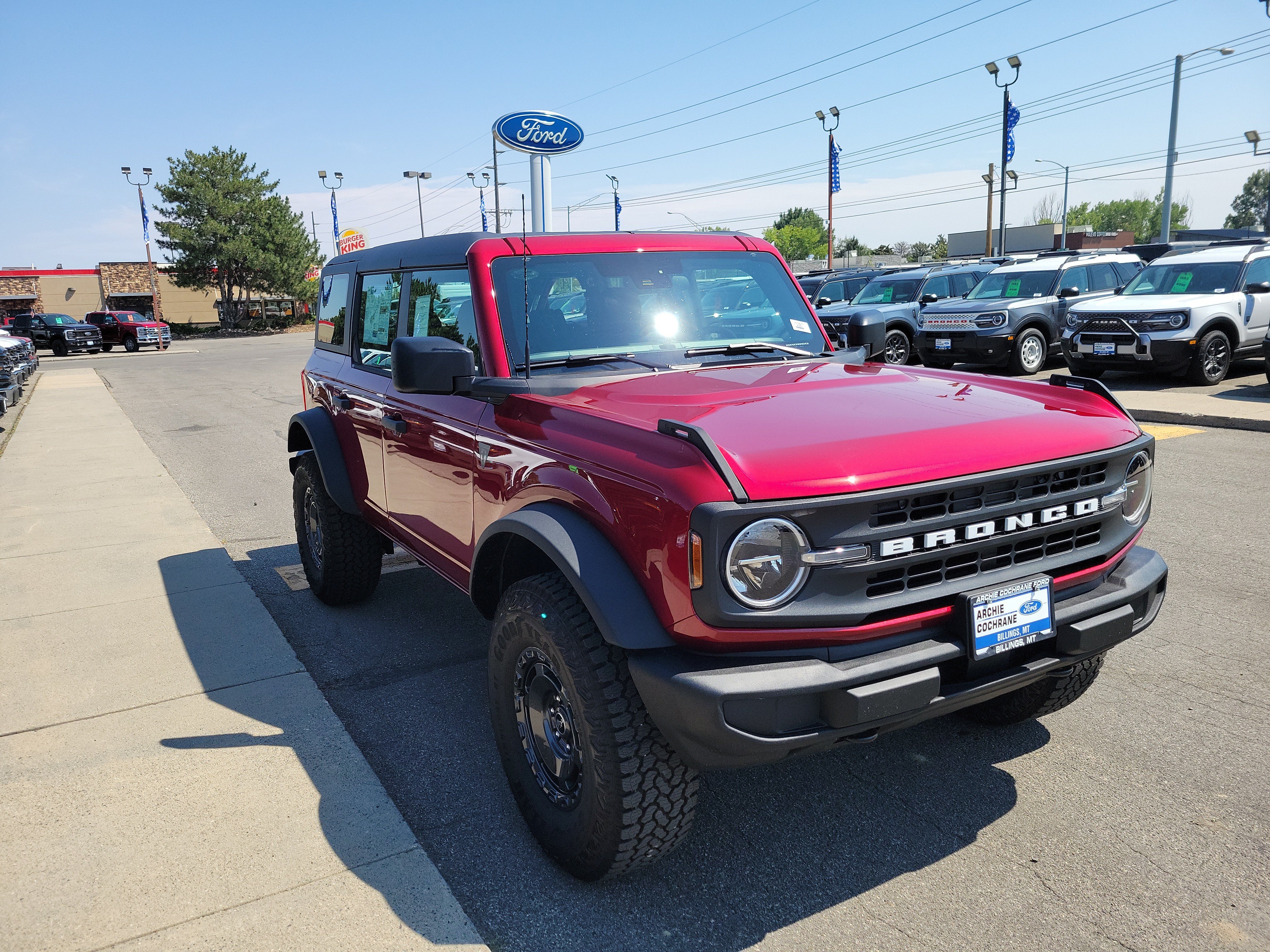 2025 Ford Bronco 4-Door Base - Photo 6