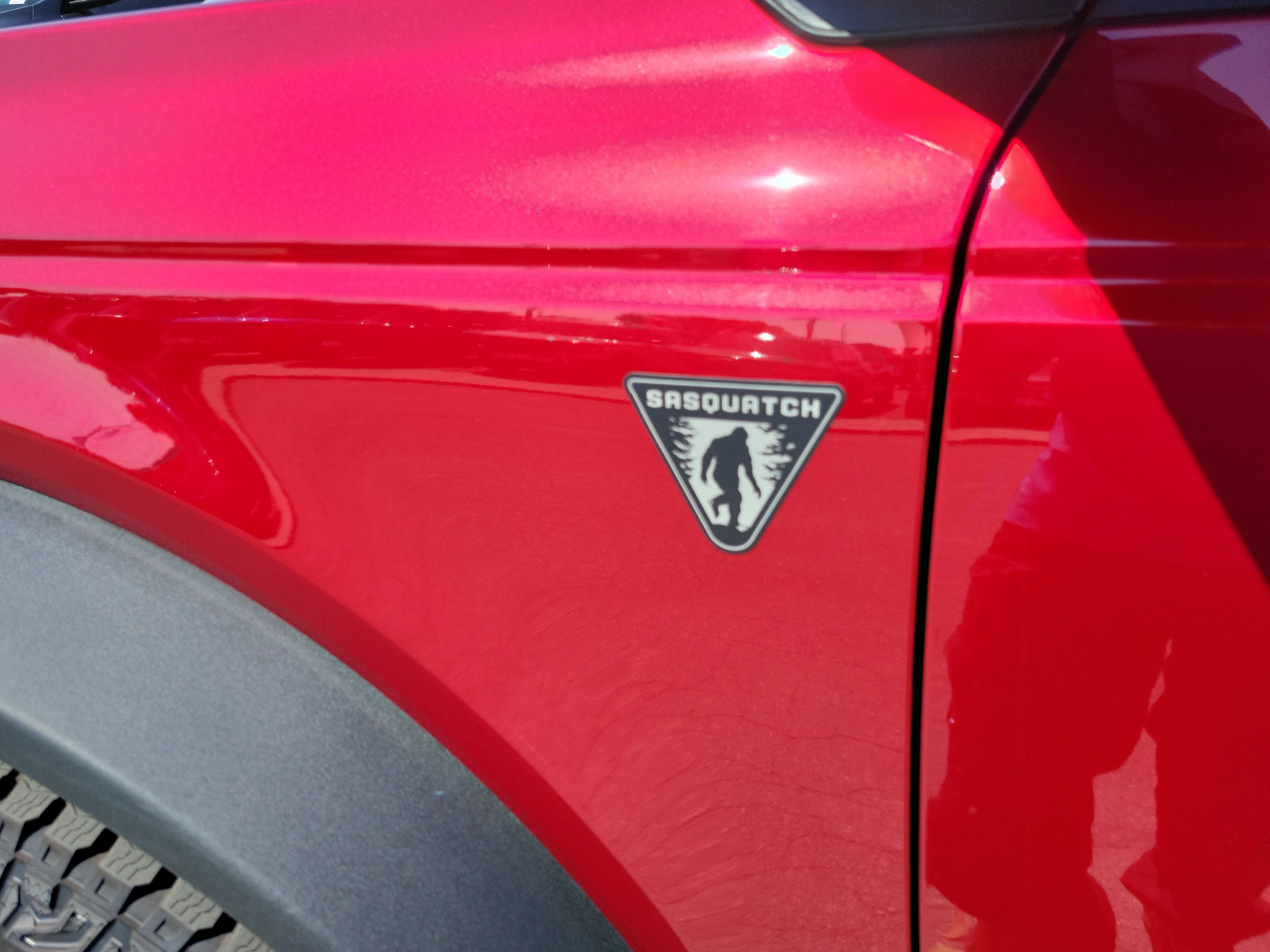 2025 Ford Bronco 4-Door Base - Photo 9