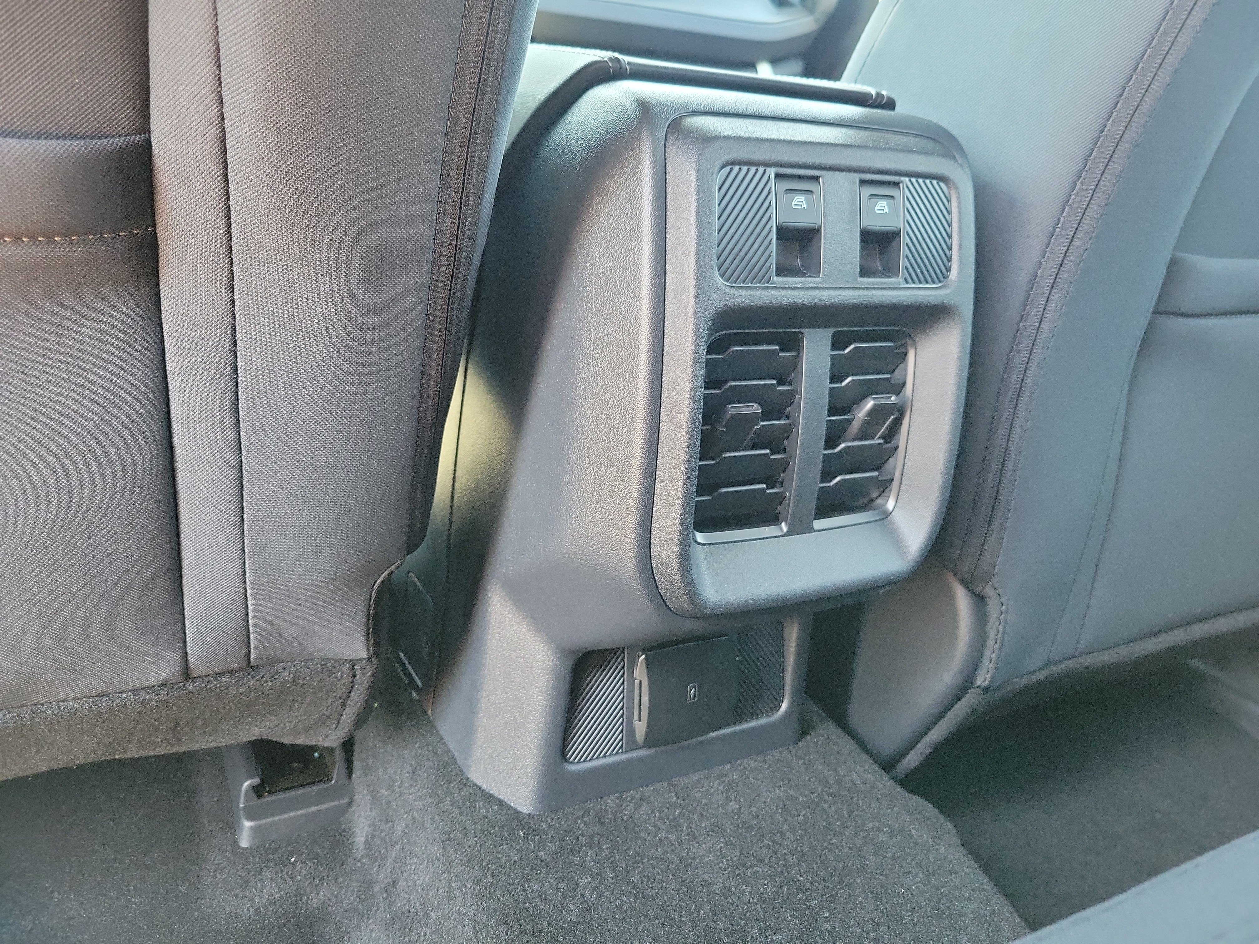 2025 Ford Bronco 4-Door Base - Photo 15
