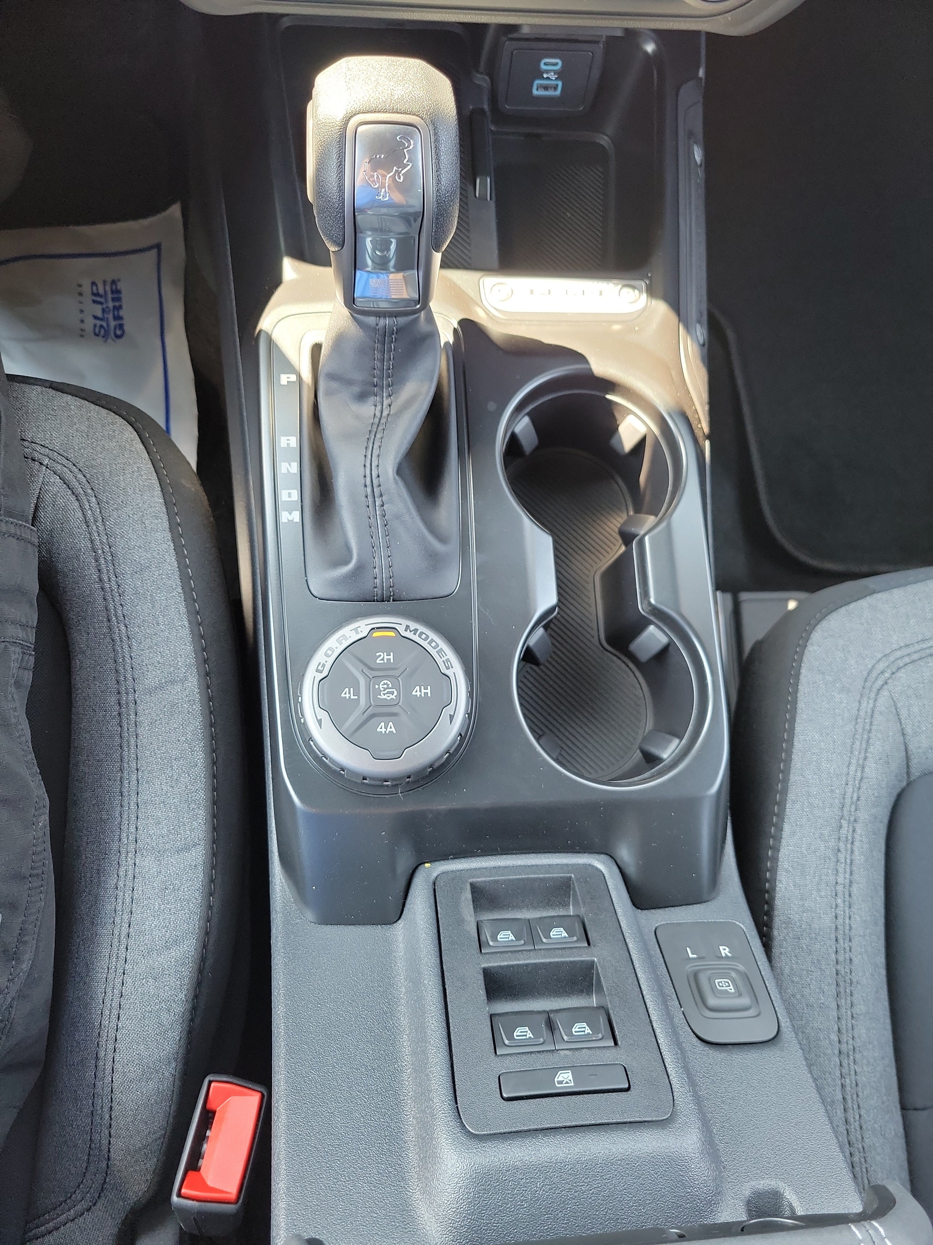 2025 Ford Bronco 4-Door Base - Photo 24