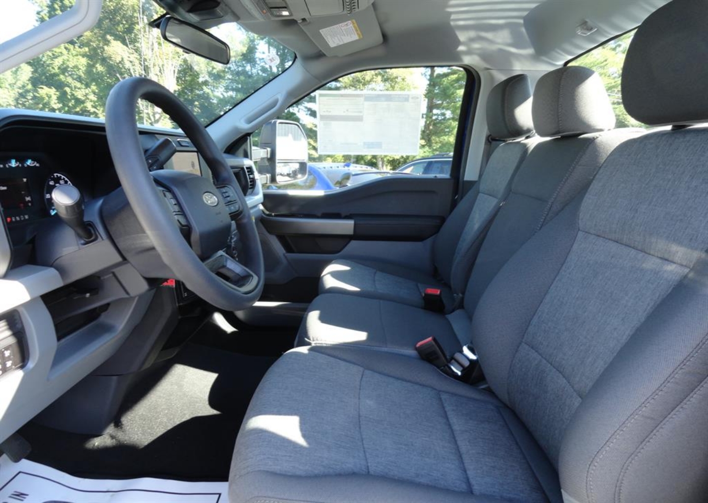2026 Ford F-350 Super Duty XL - Photo 12