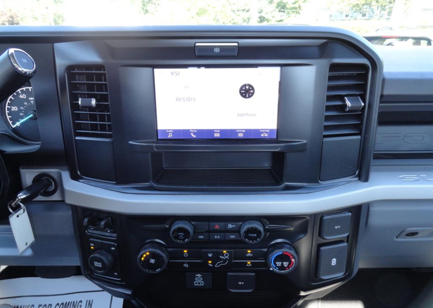 2026 Ford F-350 Super Duty XL - Photo 15