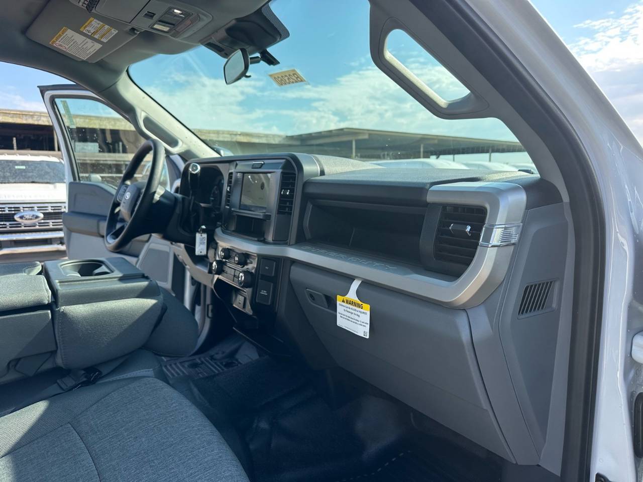 2025 Ford F-350 Super Duty Chassis Cab XL - Photo 26