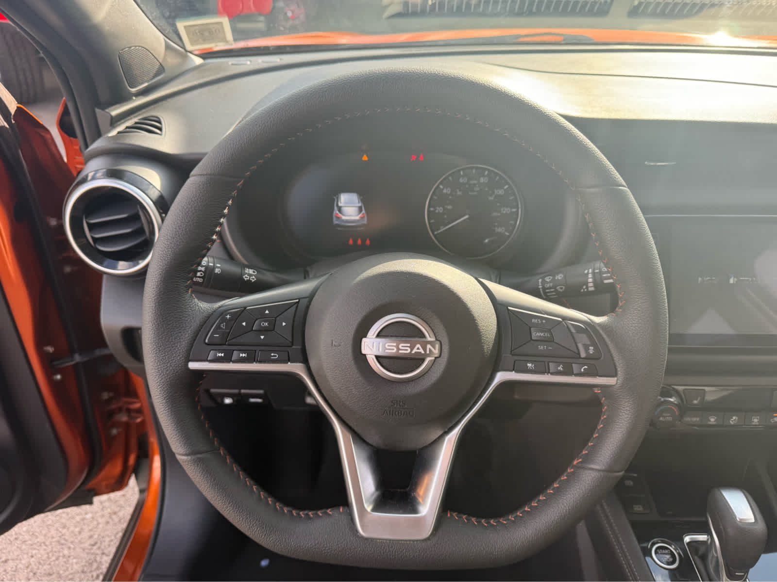 2024 Nissan Kicks SR - Photo 8
