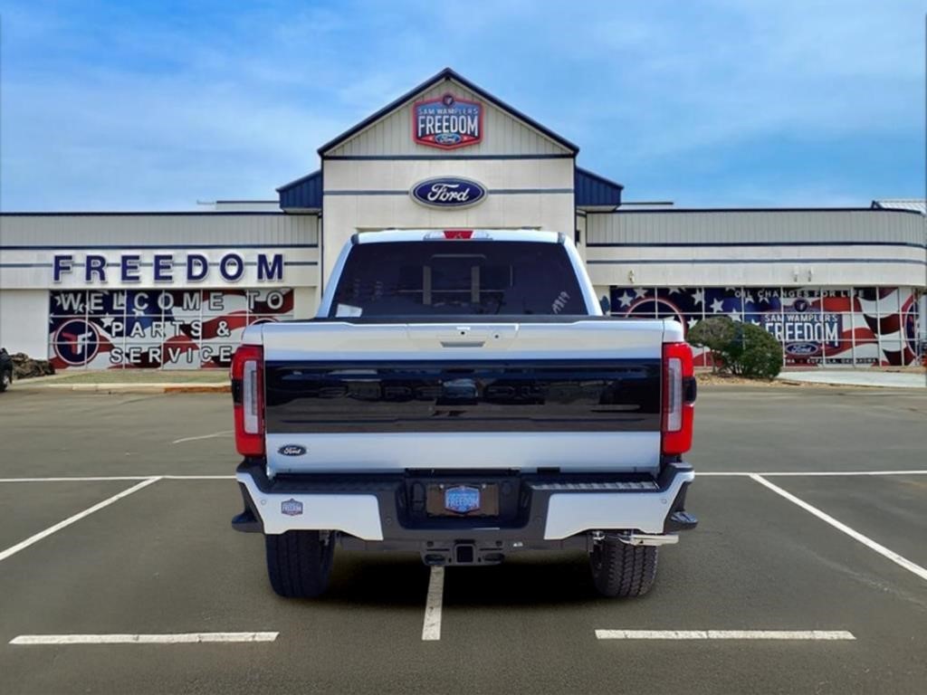 2026 Ford F-350 Super Duty Platinum - Photo 6