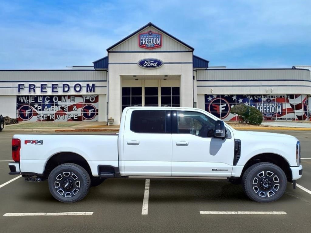 2026 Ford F-350 Super Duty Platinum - Photo 8