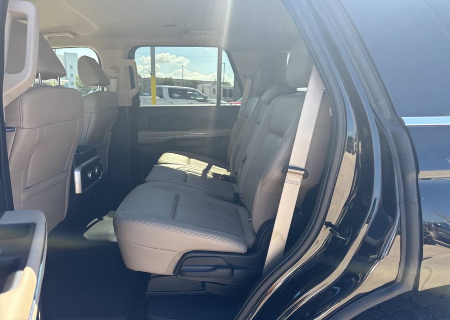 2024 Ford Expedition XLT - Photo 12
