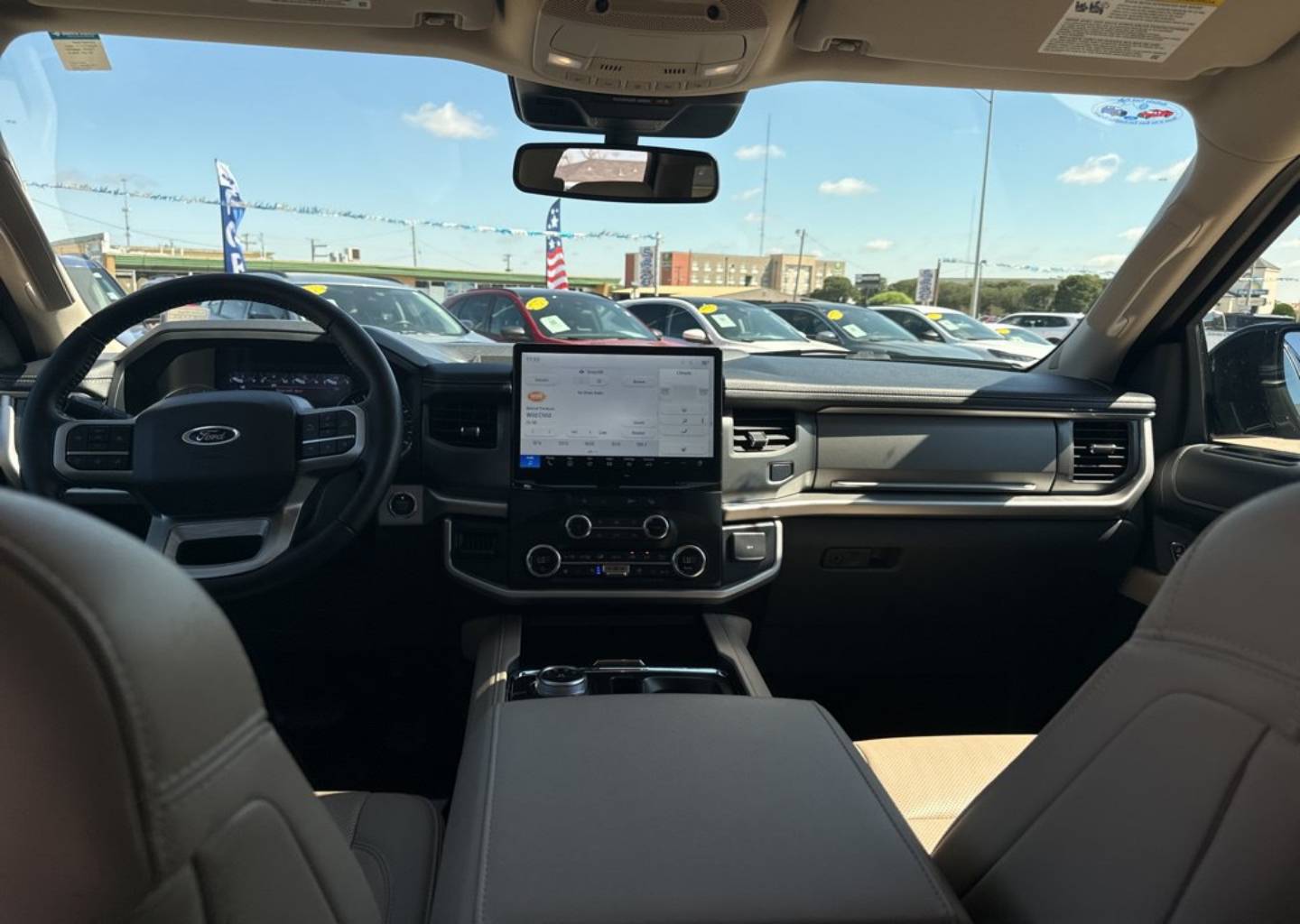 2024 Ford Expedition XLT - Photo 13