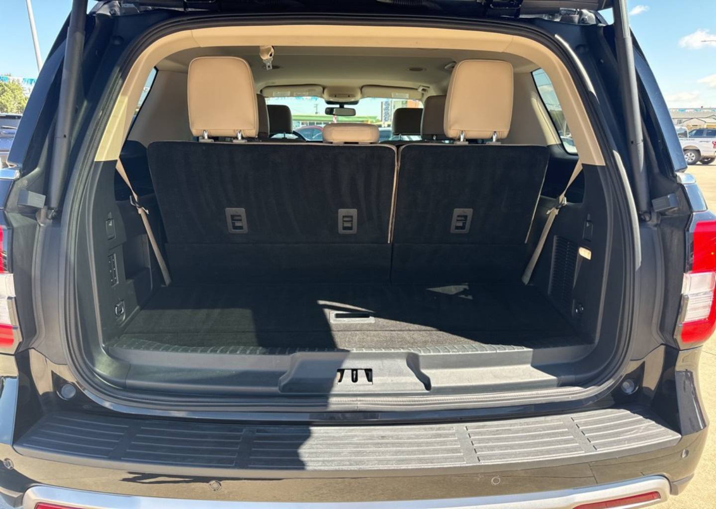 2024 Ford Expedition XLT - Photo 16