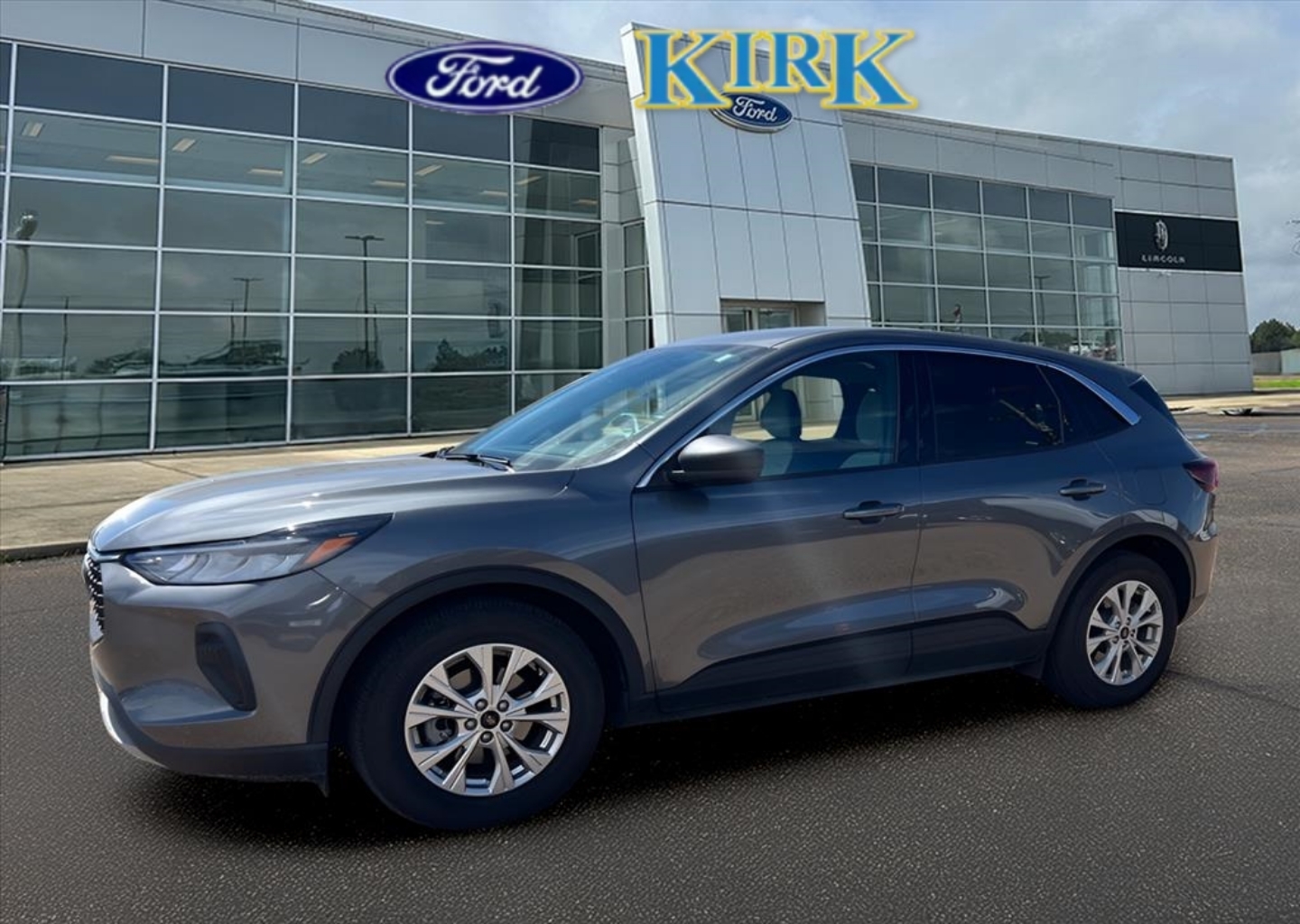 Used 2023 Ford Escape Active with VIN 1FMCU0GN0PUA41830 for sale in Grenada, MS