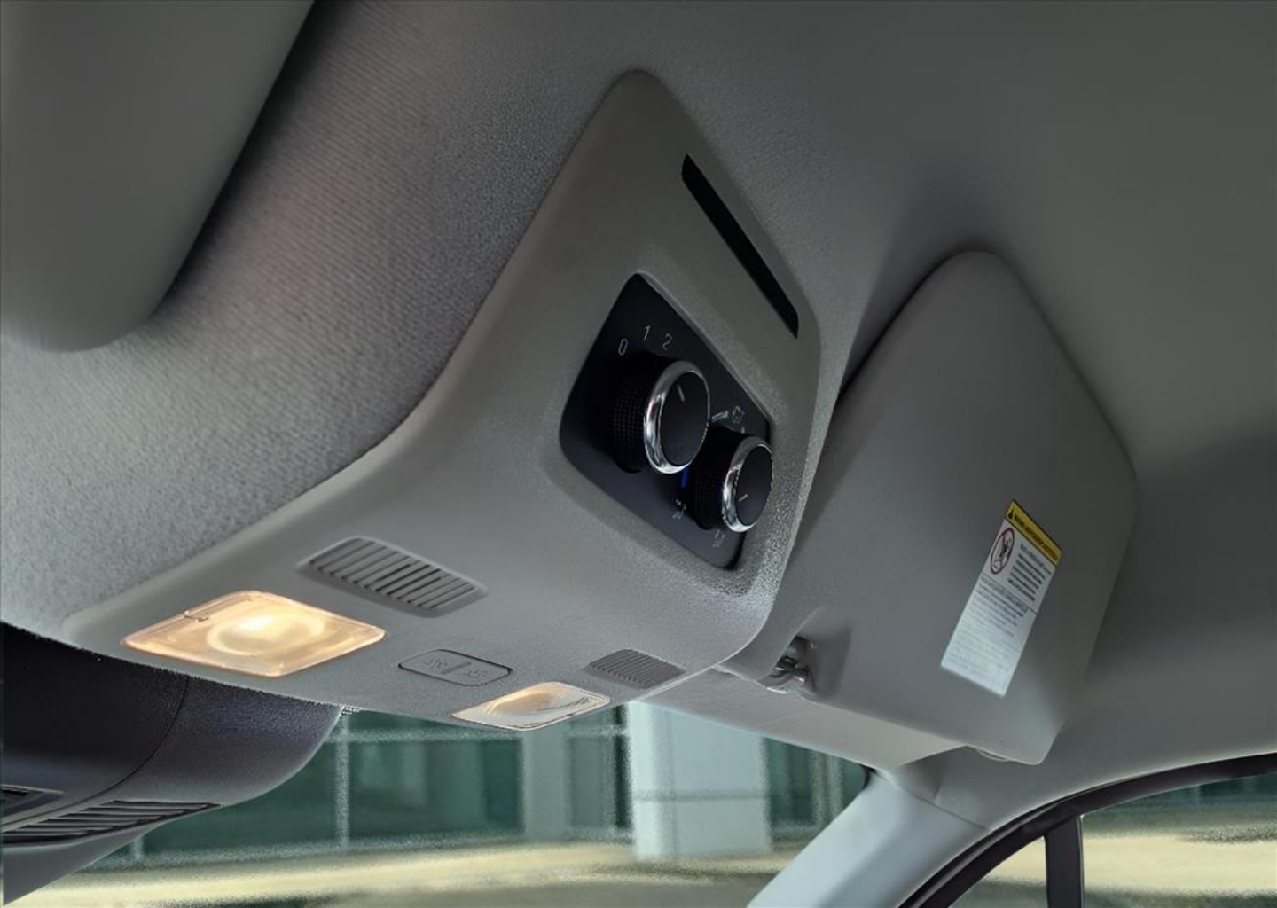 2025 Ford Transit Passenger Van XLT - Photo 16