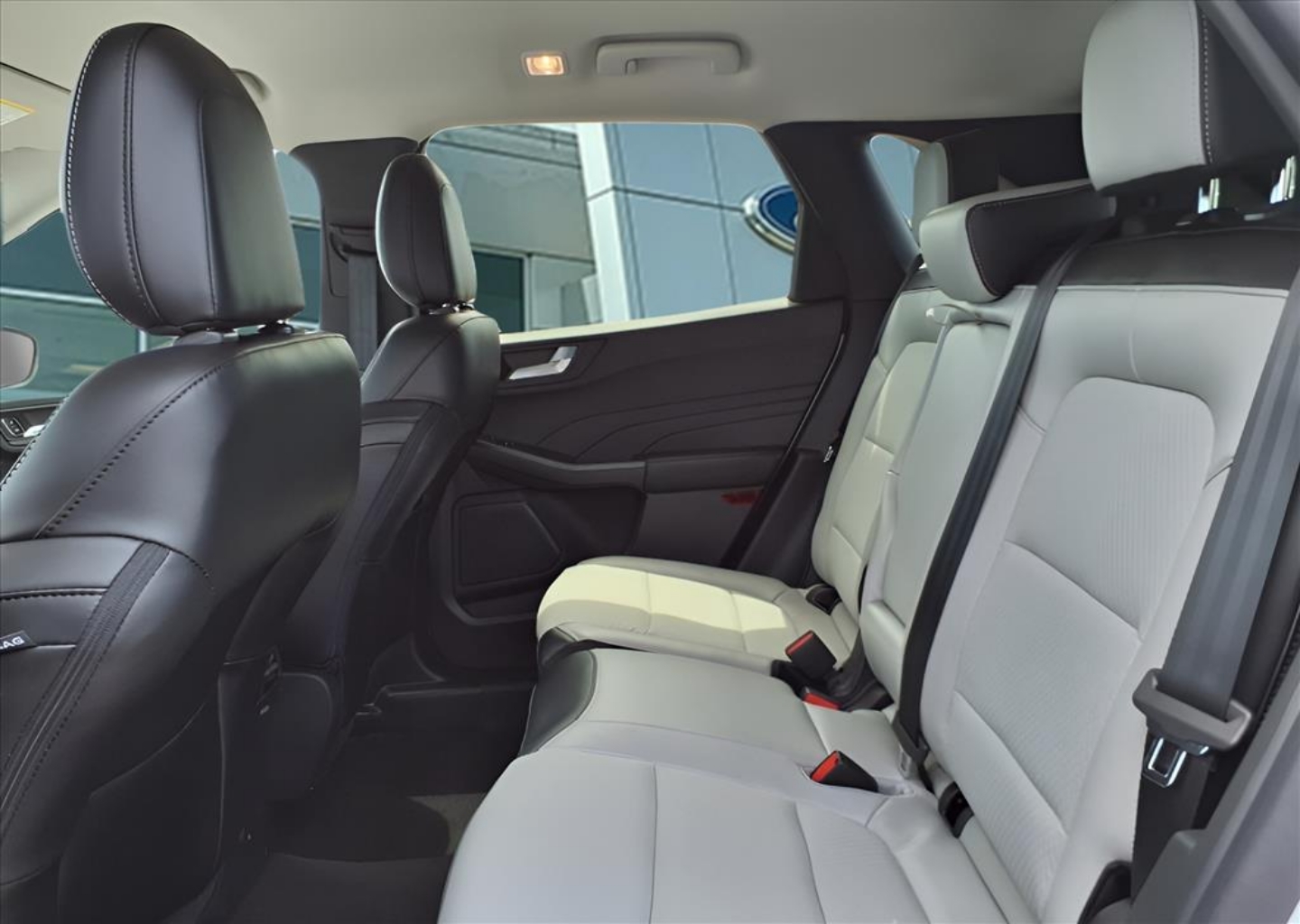 2025 Ford Escape Plug-in hybrid PHEV - Photo 21