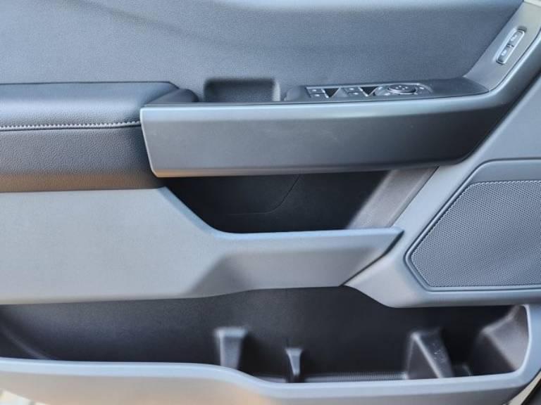 2026 Ford F-350 Super Duty XL - Photo 17