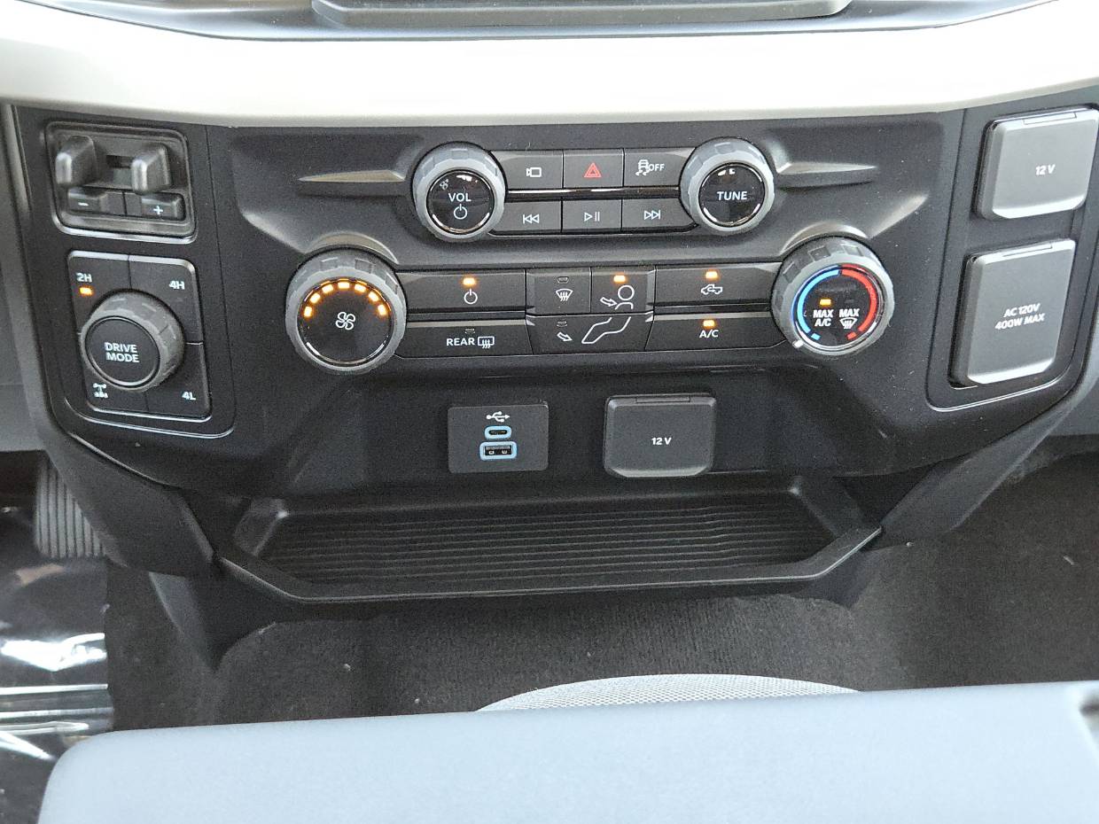 2026 Ford F-250 Super Duty XL - Photo 14