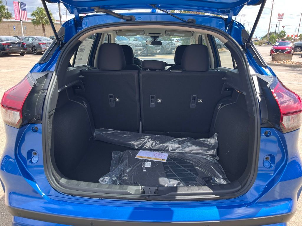 2025 Nissan KICKS PLAY Base - Photo 14