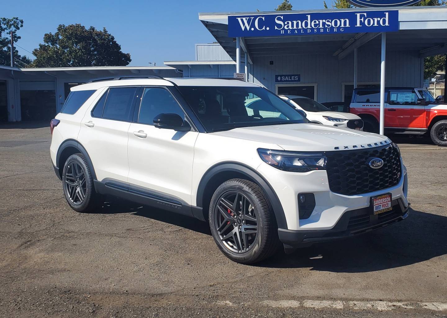 2025 Ford Explorer