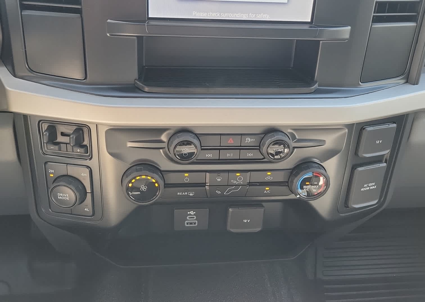 2026 Ford F-550 Super Duty Chassis Cab XL - Photo 12