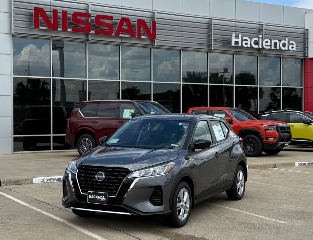 2025 Nissan KICKS PLAY