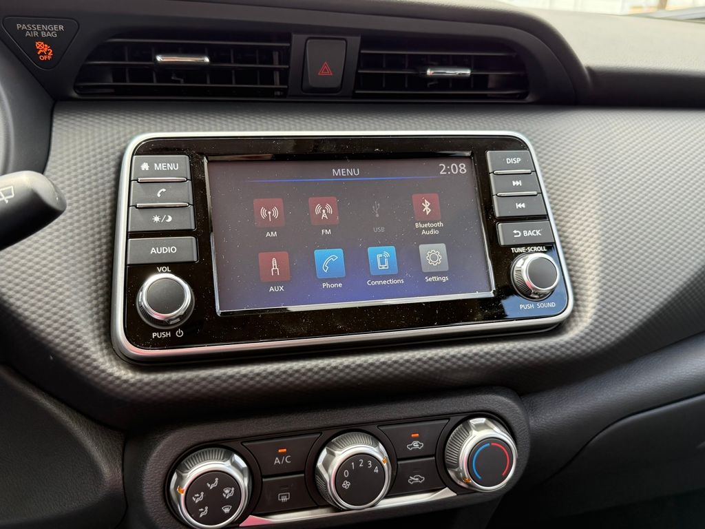 2025 Nissan KICKS PLAY Base - Photo 11