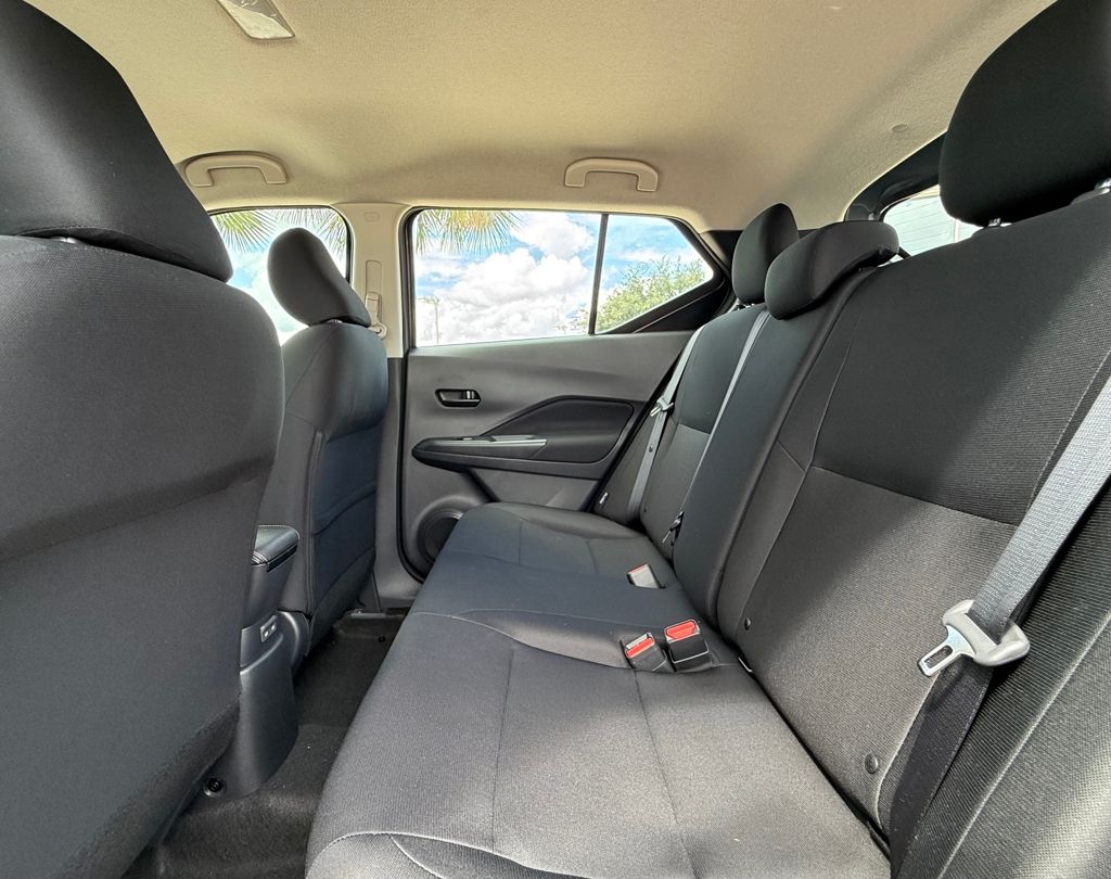 2025 Nissan KICKS PLAY Base - Photo 15