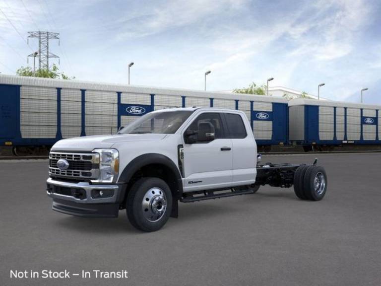 2026 Ford Super Duty F-550 DRW XLT