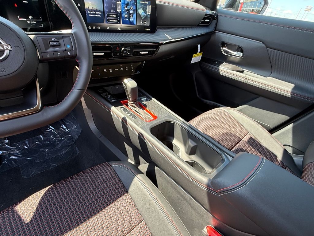2026 Nissan KICKS SR - Photo 14