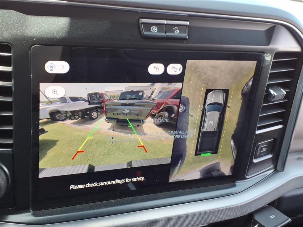 2026 Ford F-350 Super Duty Platinum - Photo 14