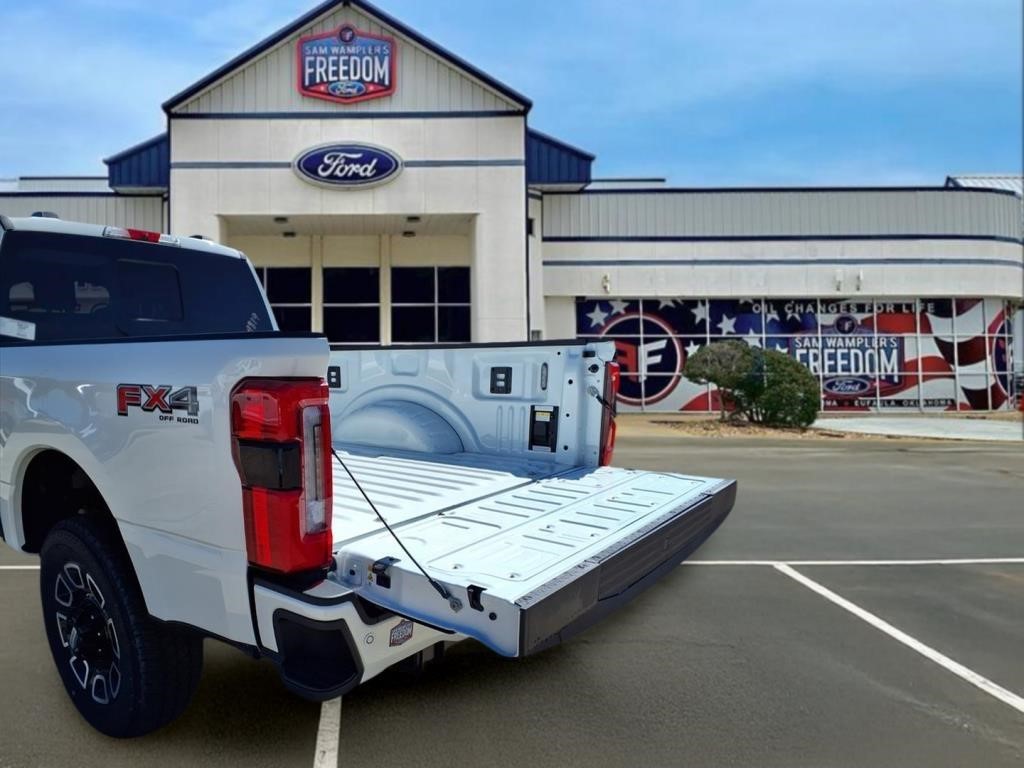 2026 Ford F-350 Super Duty Platinum - Photo 25