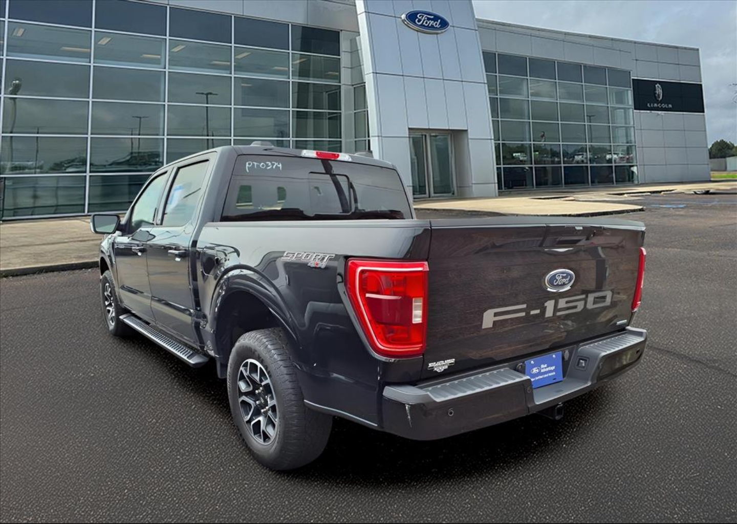 2023 Ford F-150 XLT - Photo 6