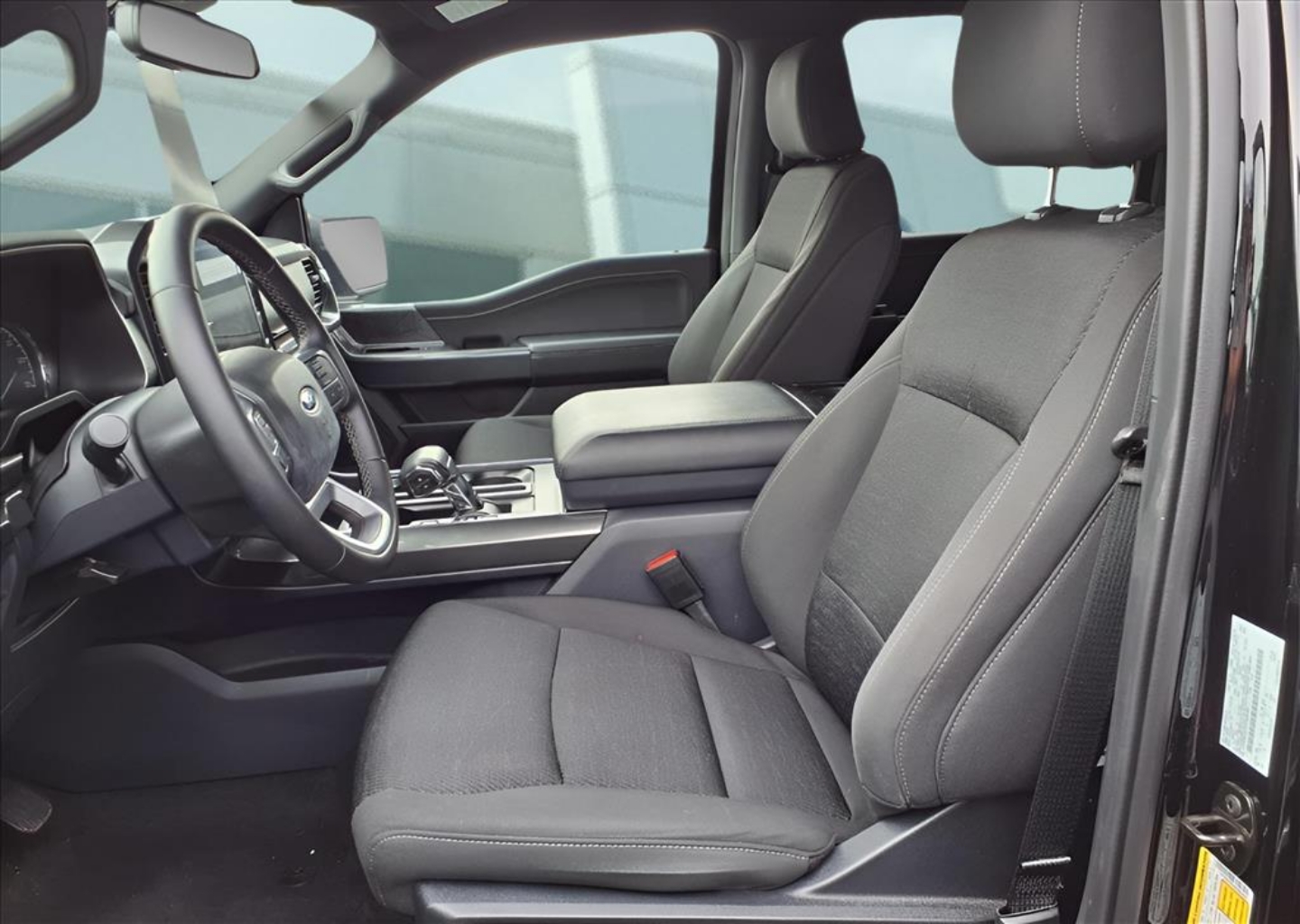 2023 Ford F-150 XLT - Photo 13