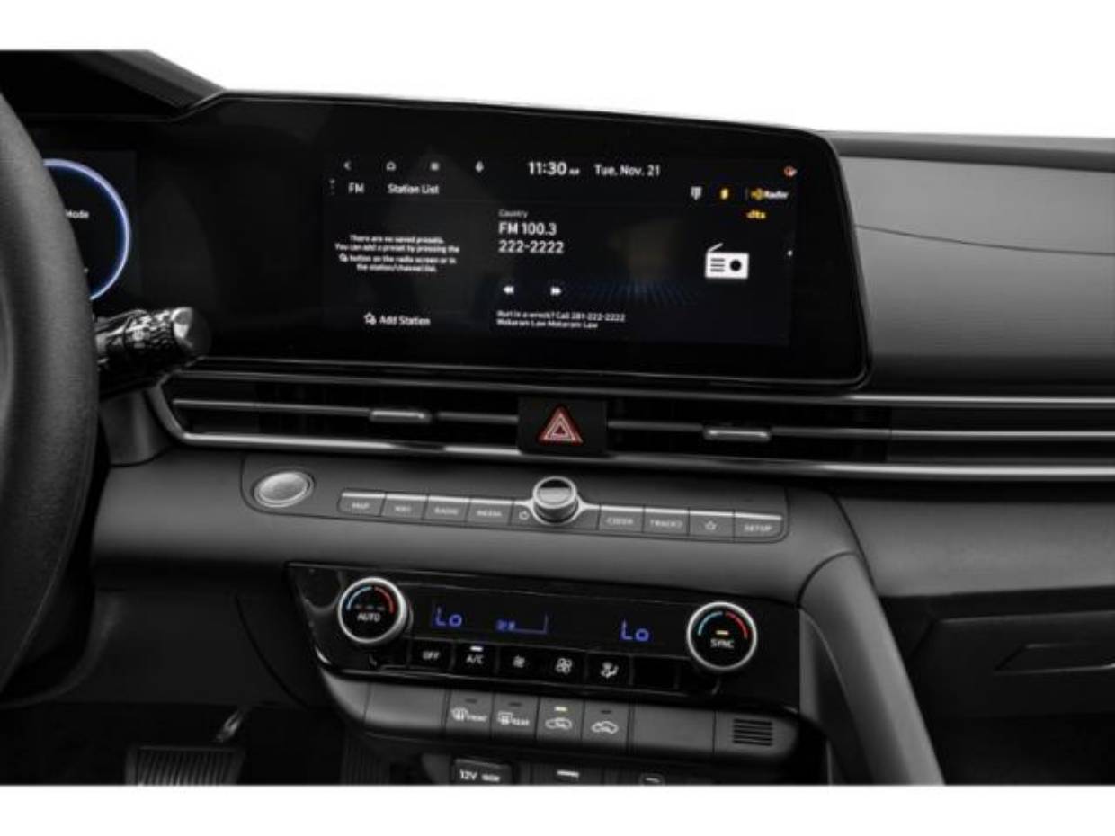 2024 Hyundai Elantra SEL - Photo 39